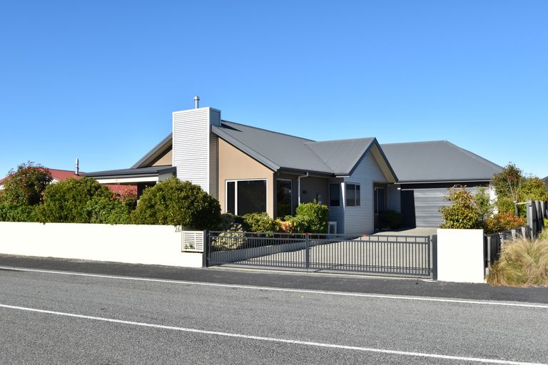 Photo of property in 26 Irishman Drive, Twizel, 7901