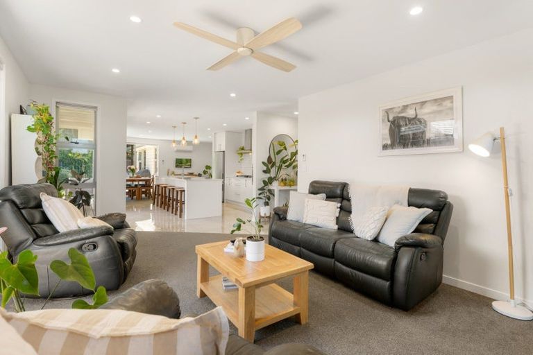 Photo of property in 30 Kuru Place, Papamoa, 3118