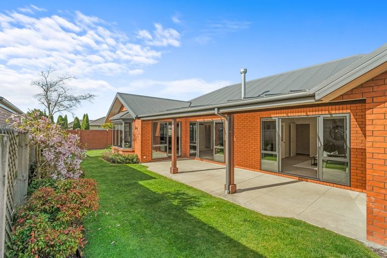 Photo of property in 29 Te Pihopa Way, Aidanfield, Christchurch, 8025