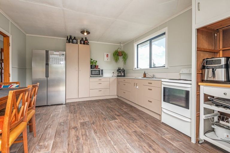 Photo of property in 47 Clausen Street, Takaro, Palmerston North, 4412