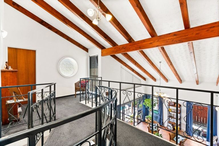 Photo of property in 35 Ngarimu Crescent, Taradale, Napier, 4112