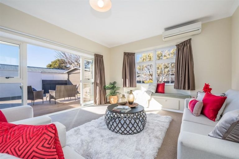 Photo of property in 11 Hart Avenue, Boulcott, Lower Hutt, 5011