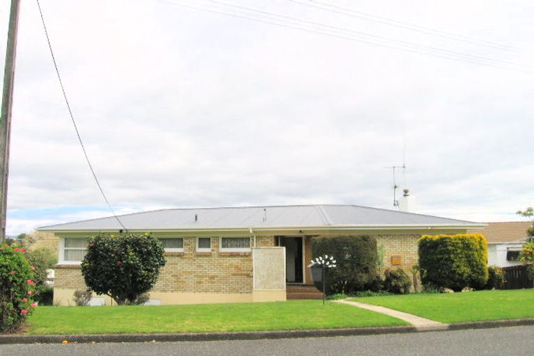 Photo of property in 66 Seymour Place, Bellevue, Tauranga, 3110