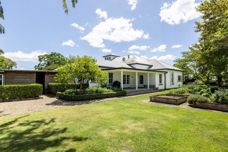 Photo of property in 29 Gordon Road, Te Awanga, 4102
