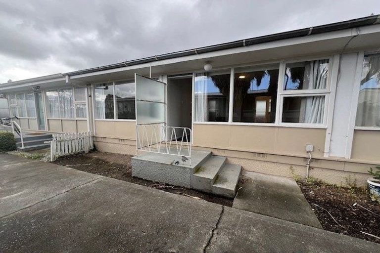 Photo of property in 2/203 Springfield Road, St Albans, Christchurch, 8014