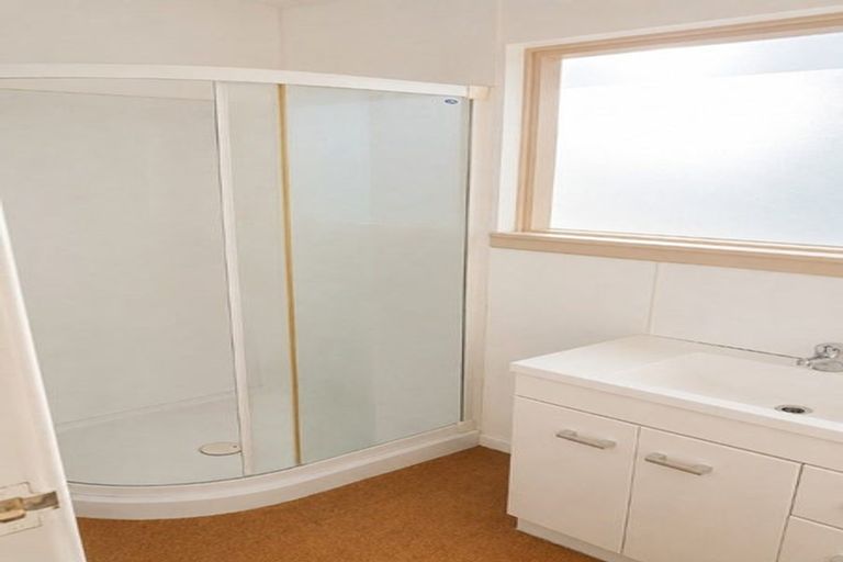 Photo of property in 6 Wadeley Road, Ilam, Christchurch, 8041