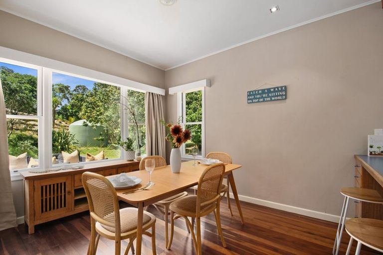 Photo of property in 379 Motutara Road, Muriwai, Waimauku, 0881