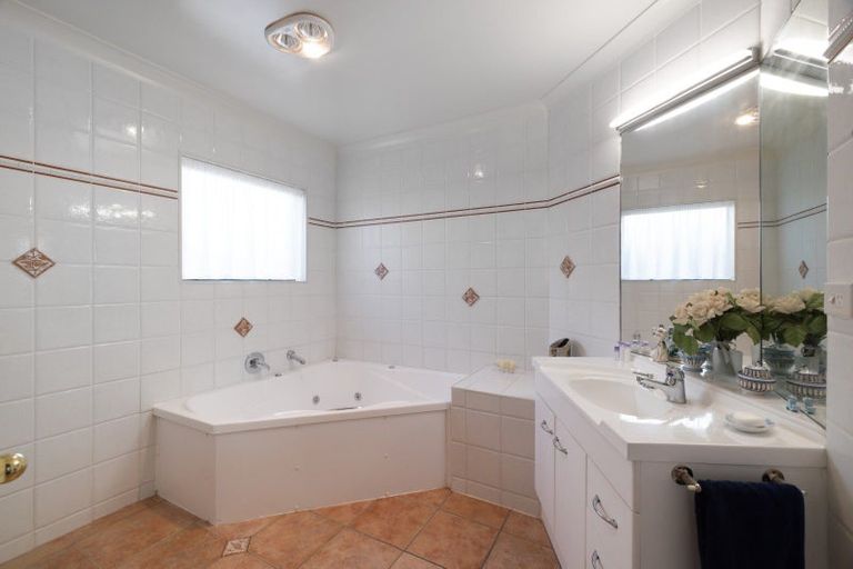 Photo of property in 25 Laguna Key, Papamoa Beach, Papamoa, 3118