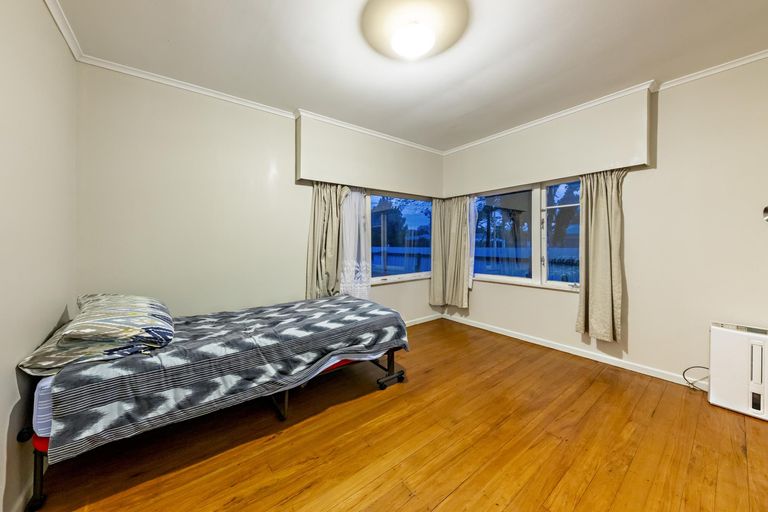 Photo of property in 56 Willis Road, Papakura, 2110