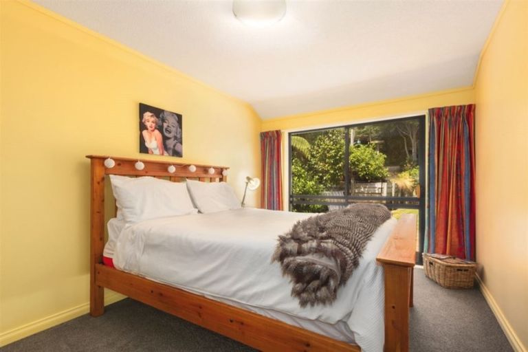 Photo of property in 16 Eclipse Lane, Whitby, Porirua, 5024