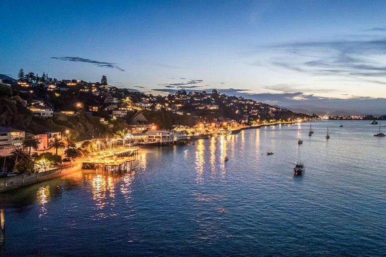 Photo of property in Quay Apartments Tower 2, 208/283 Wakefield Quay, Stepneyville, Nelson, 7010