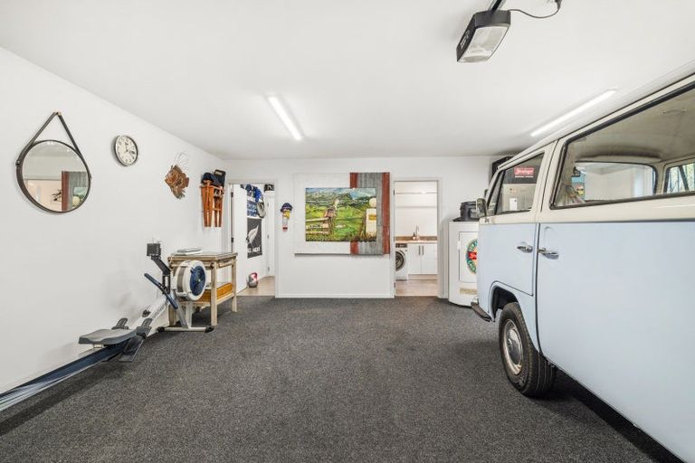 Photo of property in 70 Chesham Avenue, Waipahihi, Taupo, 3330