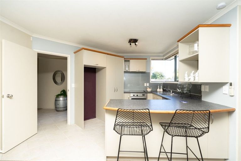 Photo of property in 11 Mckenzie Place, Rototuna North, Hamilton, 3210