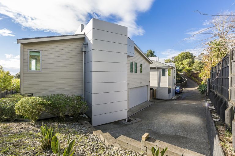 Photo of property in 4c Waiatarua Road, Remuera, Auckland, 1050