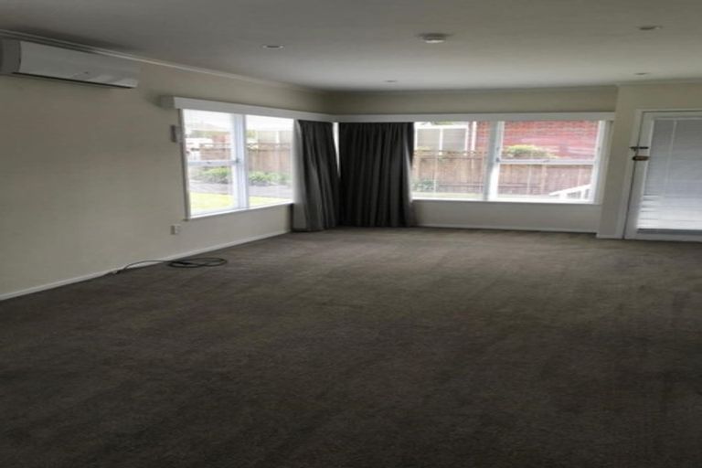 Photo of property in 1/2 Gordon Avenue, Milford, Auckland, 0620
