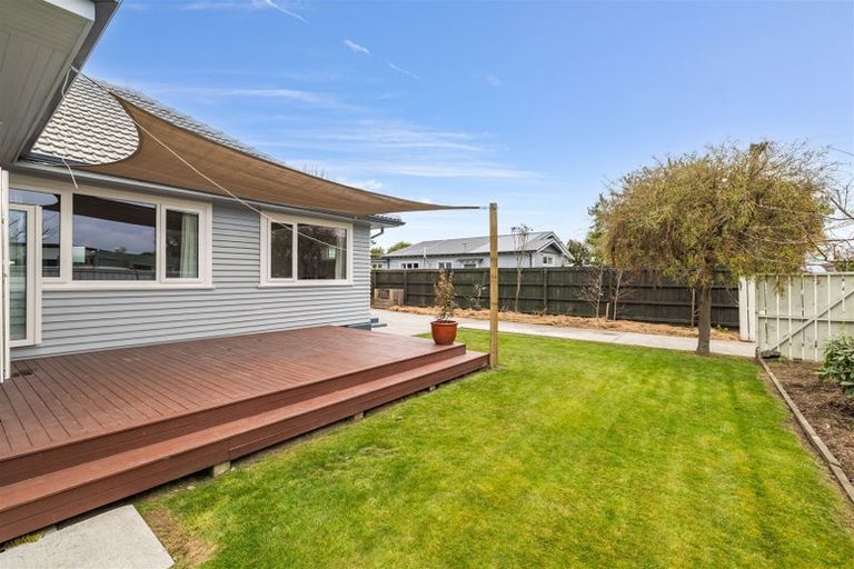 Photo of property in 92 Mcfaddens Road, St Albans, Christchurch, 8052