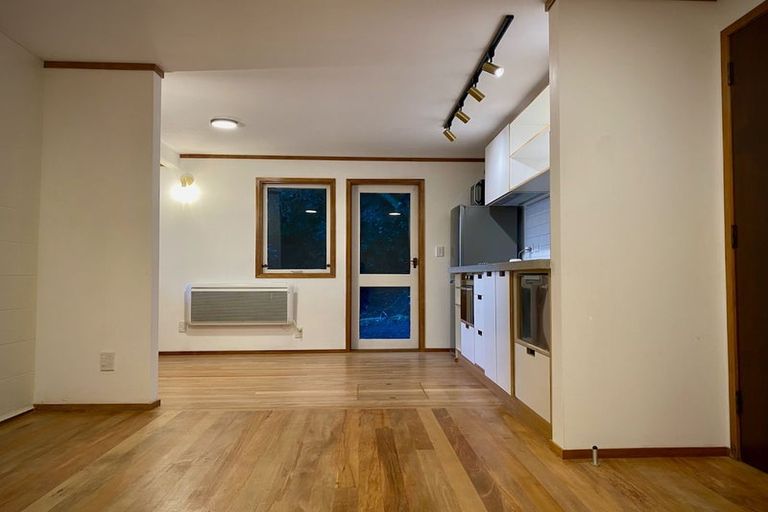 Photo of property in 30 Howard Road, Point Howard, Lower Hutt, 5013