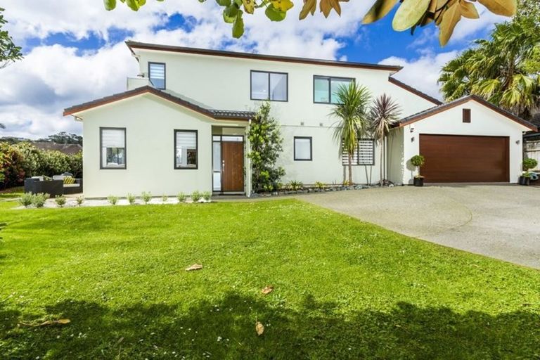 Photo of property in 6 Cutter Place, Greenhithe, Auckland, 0632