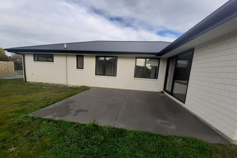 Photo of property in 80a Warren Crescent, Hillmorton, Christchurch, 8025