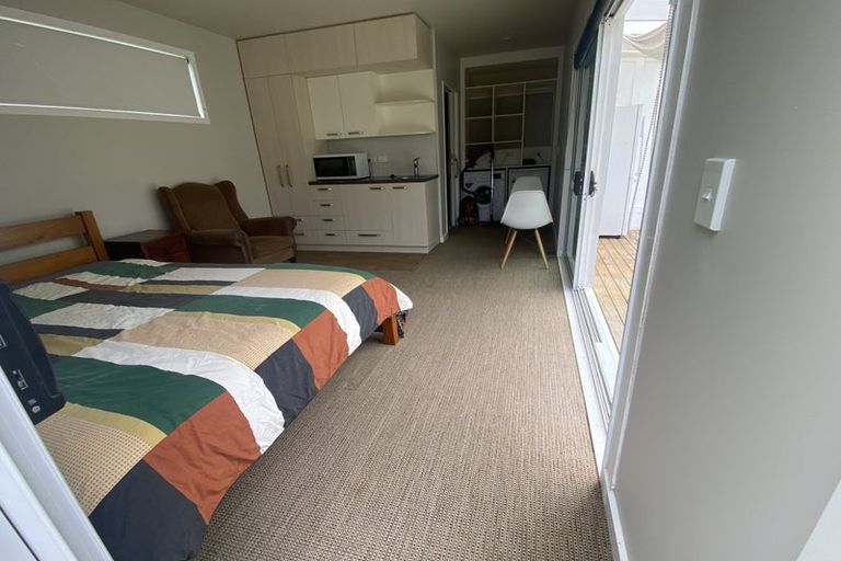 Photo of property in 25 County Road, Torbay, Auckland, 0630
