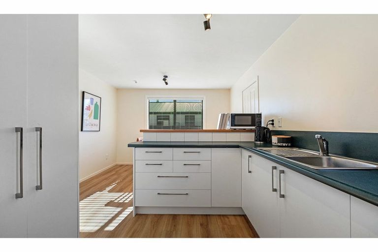 Photo of property in 102 Randolph Street, Woolston, Christchurch, 8062