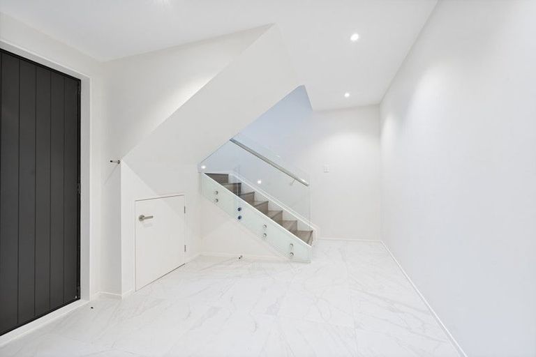 Photo of property in 55 Platinum Rise, Ranui, Auckland, 0612