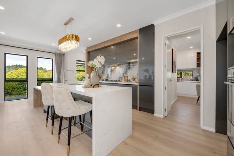 Photo of property in 58 Elevation Street, Flat Bush, Auckland, 2019