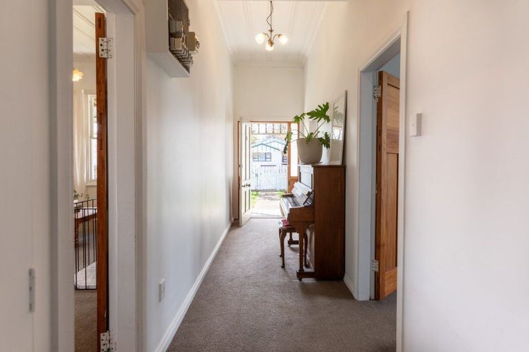 Photo of property in 8 York Street, Dannevirke, 4930