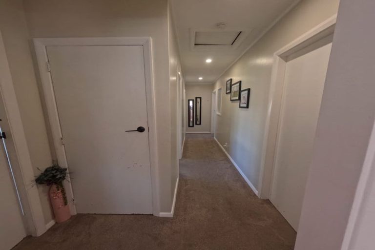 Photo of property in 51a Fraser Crescent, Elderslea, Upper Hutt, 5018