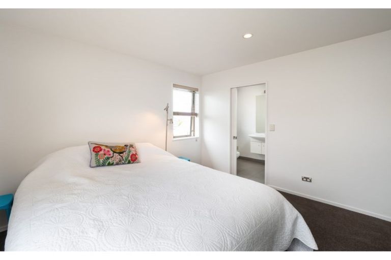 Photo of property in 109 Innes Road, St Albans, Christchurch, 8052