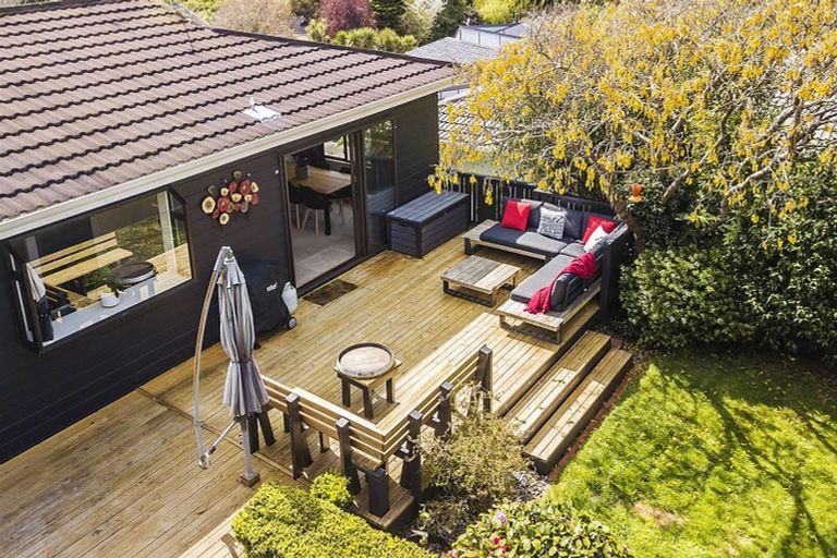 Photo of property in 8 Charthouse Lane, Whitby, Porirua, 5024