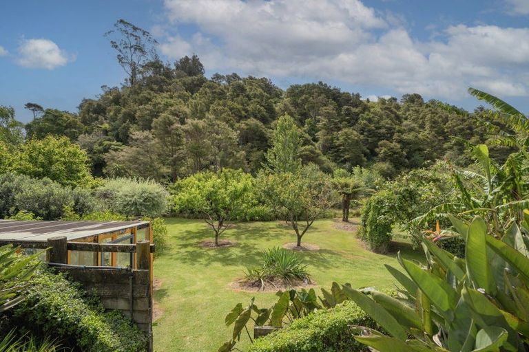 Photo of property in 14 Herbert Drive, Whangamata, 3620