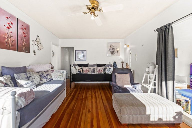 Photo of property in 5 Laws Place, Pirimai, Napier, 4112