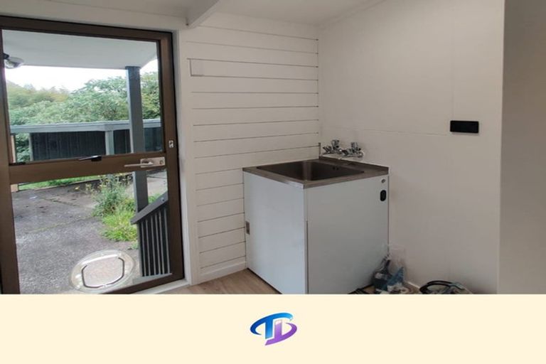 Photo of property in 2/12 Christmas Road, Manurewa, Auckland, 2102