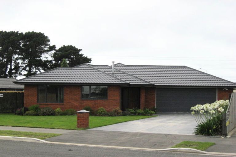 Photo of property in 39 Bayswater Crescent, Bromley, Christchurch, 8062