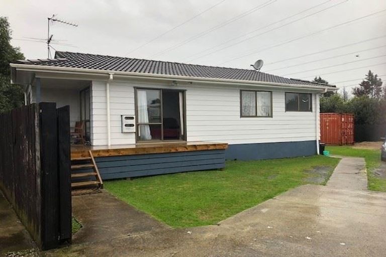 Photo of property in 71 Chichester Drive, Rosehill, Papakura, 2113