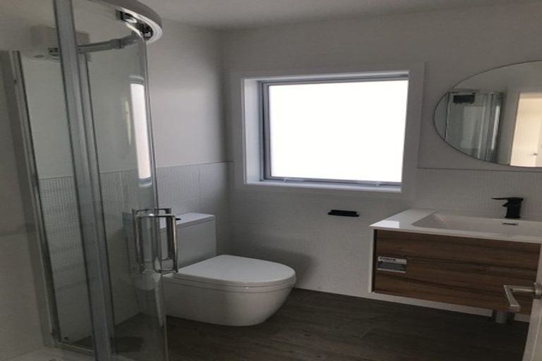 Photo of property in 6 Kiriwai Road, Paremata, Porirua, 5024