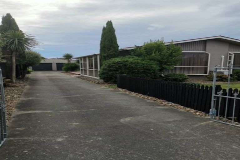 Photo of property in 86 Effingham Street, North New Brighton, Christchurch, 8083