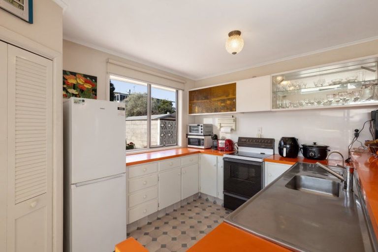 Photo of property in 25 Wells Avenue, Mount Maunganui, 3116