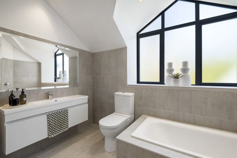 Photo of property in 78a Rame Road, Greenhithe, Auckland, 0632