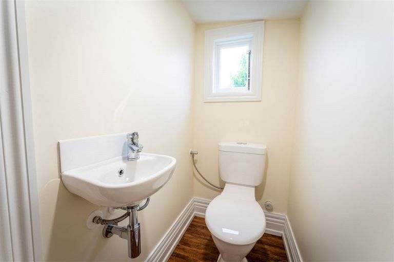 Photo of property in 136 Talbot Street, Geraldine, 7930