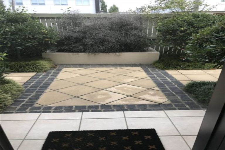 Photo of property in 24 Brockworth Place, Riccarton, Christchurch, 8011