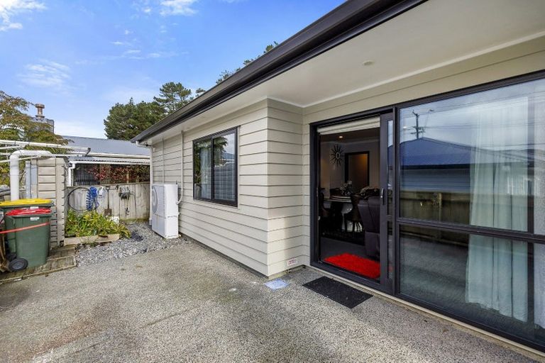 Photo of property in 139b Wainuiomata Road, Wainuiomata, Lower Hutt, 5014
