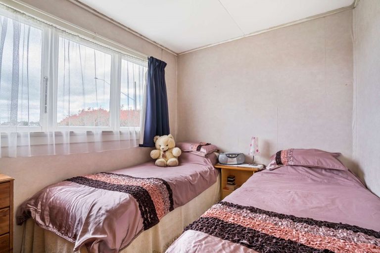 Photo of property in 16 Mcneil Street, Balclutha, 9230