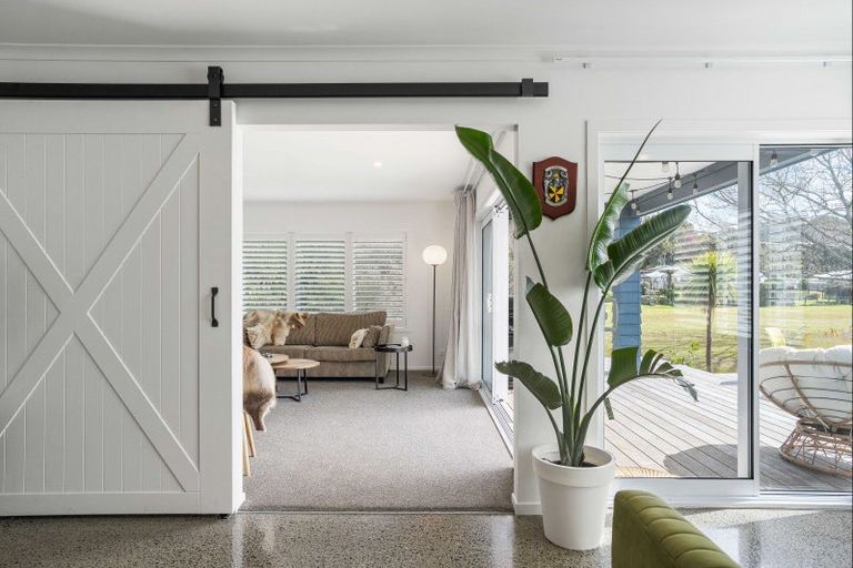 Photo of property in 114 Avalon Place, Whangamata, 3620