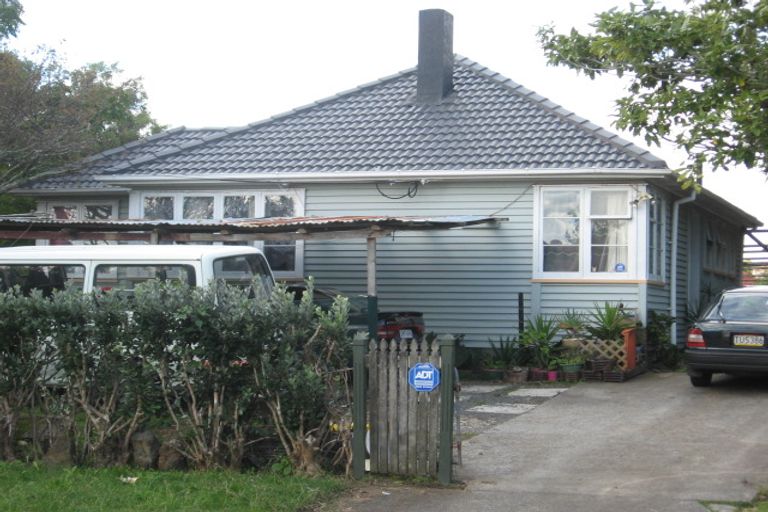 Photo of property in 15 Skeates Avenue, Wesley, Auckland, 1041