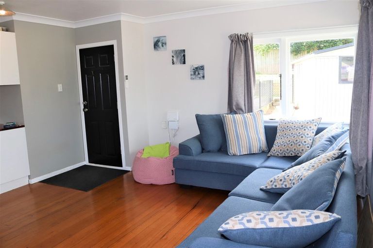Photo of property in 2/57 Mahia Road, Manurewa, Auckland, 2102