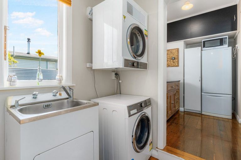 Photo of property in 68 Norbiton Road, Foxton, 4814