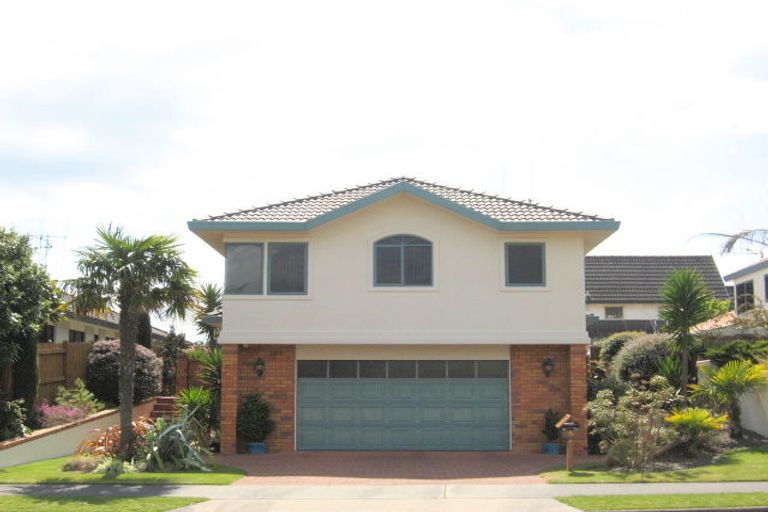 Photo of property in 5 Santa Monica Drive, Papamoa Beach, Papamoa, 3118