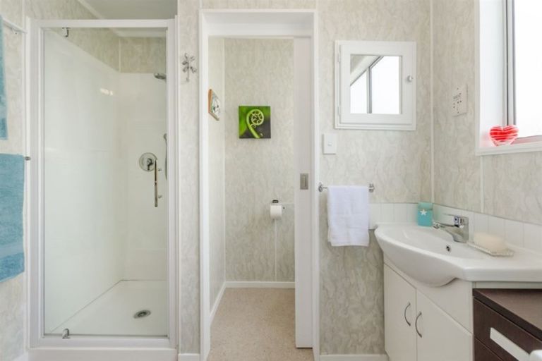 Photo of property in 53 Dixie Street, Te Horo Beach, Otaki, 5581